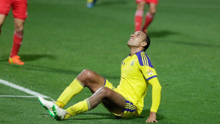 ראדי. מתקרב לקבוצתו של ברק בכר