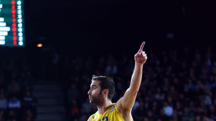 חוזרים לליגה. אוחיון