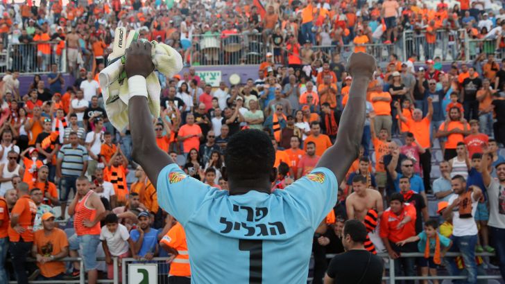 איינוגבה. איחר והכעיס