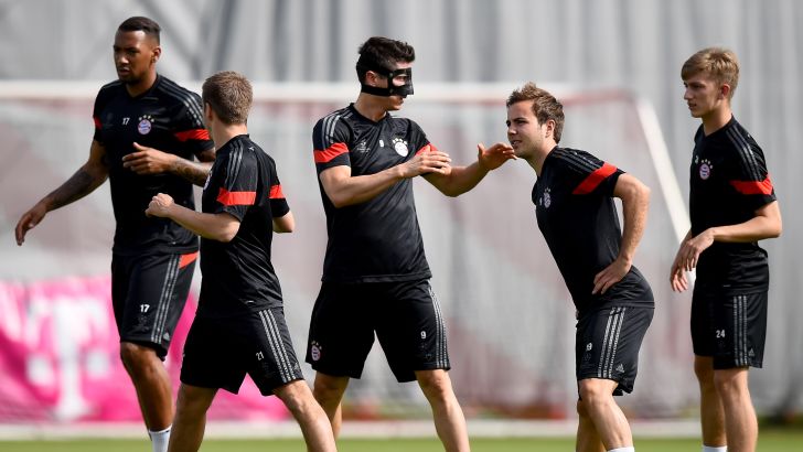 שחקני באיירן. לא באמת מאמינים