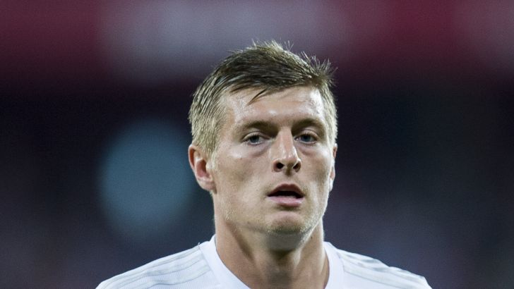 קרוס. רוצה מפגש עם האקסית