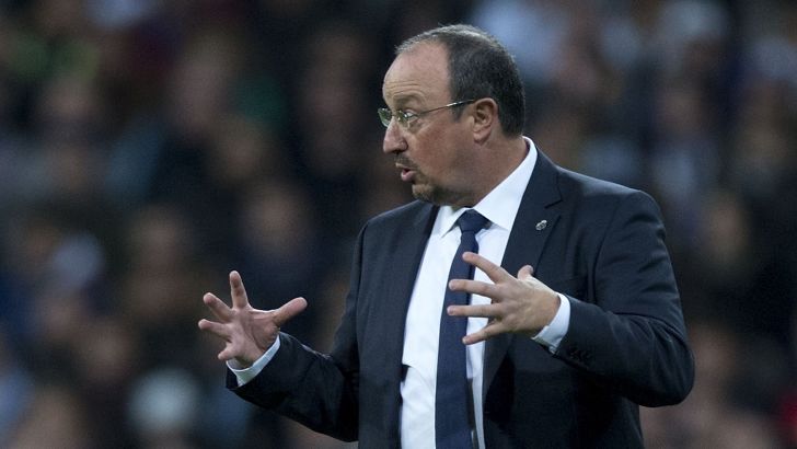 בניטס. שתל בחוזה מענק הישארות שמן