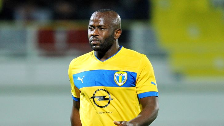 שתי דקות בלבד לישראלי בסנסציה של קבוצתו