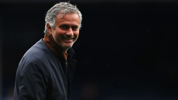 מוריניו. טוב שלא שמו עלי מכשיר אלקטרוני