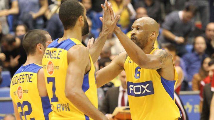 סמית' ורנדל. מפעל שהולם את מידותיהם?