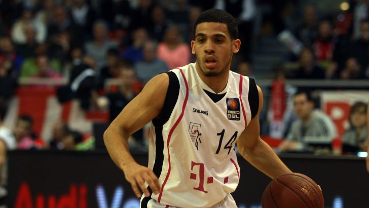 באטלר. חיזוק משמעותי