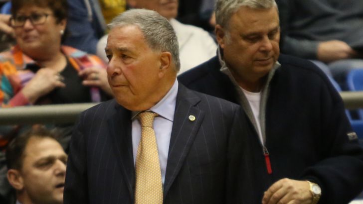 מבטיח שילמד מהלקחים. מזרחי