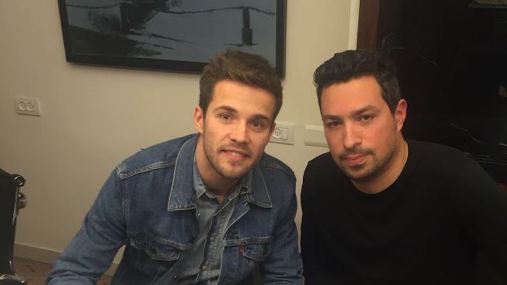 פטרוביץ' לצד סוכנו