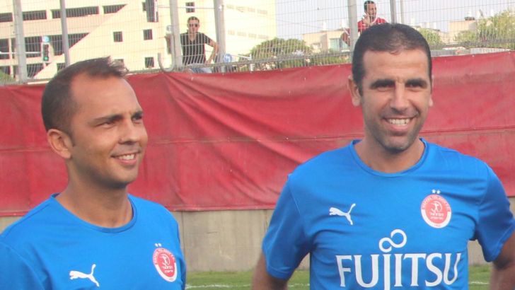 באדיר ואסטבה. זה שמאמן וזה שרשום