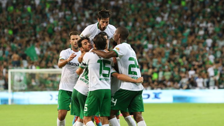 שחקני חיפה בטירוף. סוף סוף