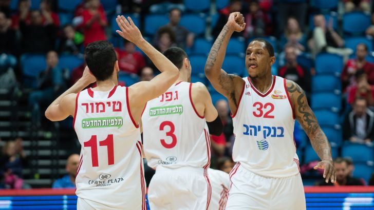 האלופה חוזרת לעצמה