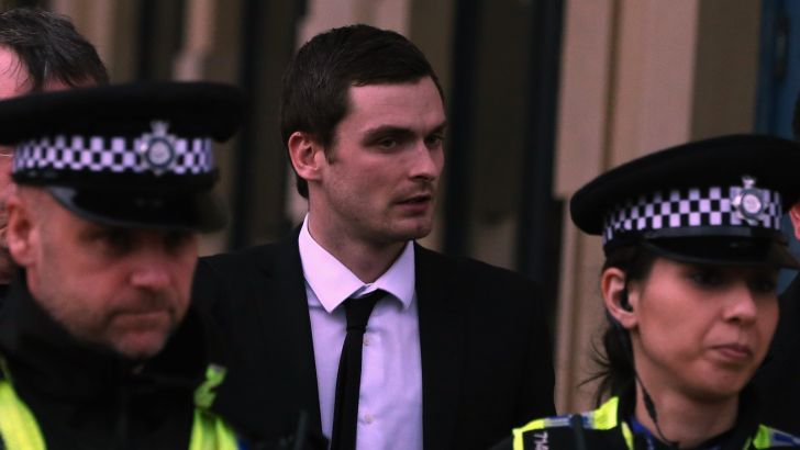 הישיבה בכלא כמעט בלתי נמנעת. ג'ונסון בדרך למשפט