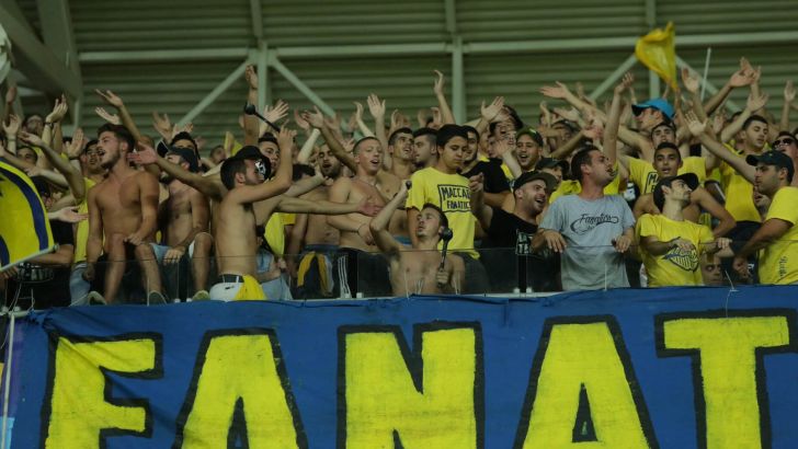 אוהדי מכבי תא. מעודדים 90 דקות