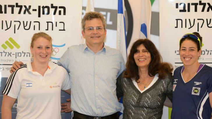 עברי וקרטיש