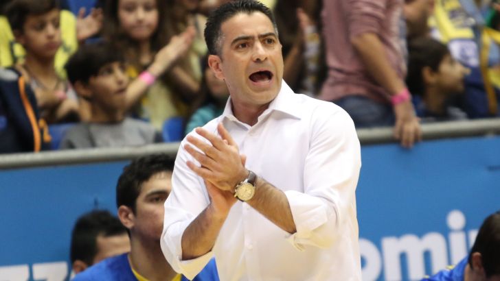 אבן. מקווה שנמשיך לשחק יותר משוחרר