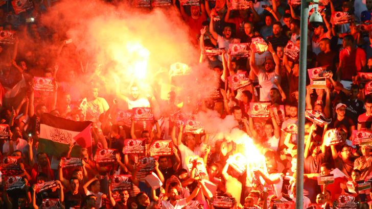 אוהדי סכנין מתפרעים בדוחא. שונה מההתפרעות בשרלרואה?