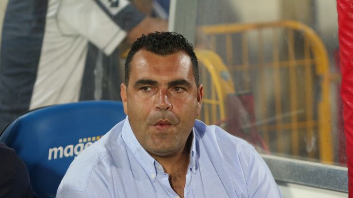 קורצקי. נשאר על הקווים