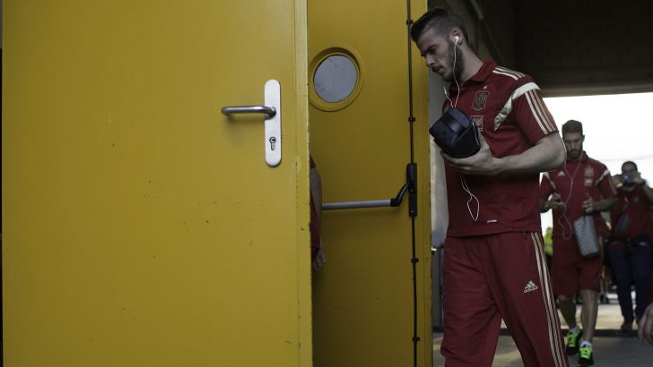 דה חאה. ריאל רוצה למנוע ממנו לחזור לפתיחת האימונים באנגליה