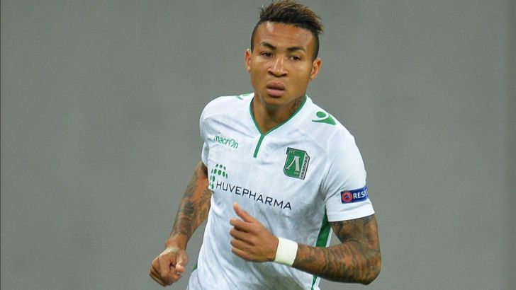 אבל. מעורר מחלוקת במועדון