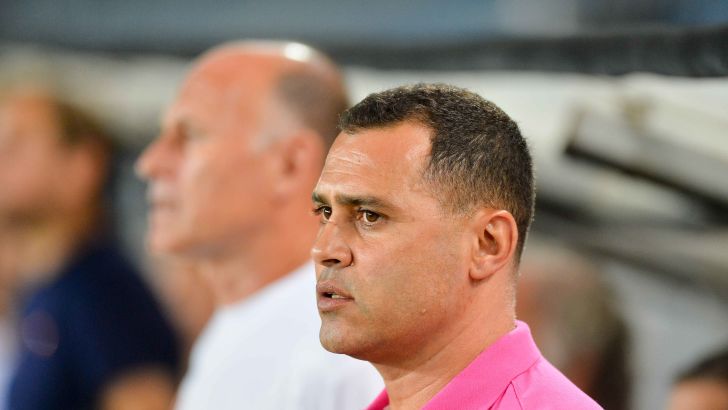 בנין. שומר על אותו ההרכב