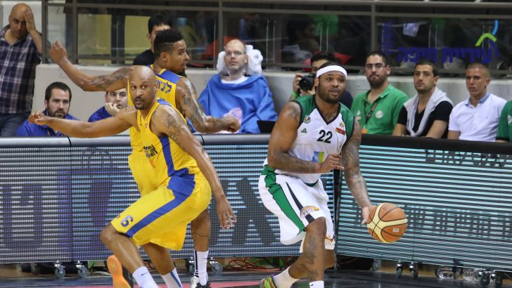 גרייבס. משאיר את הדר שוב עם שלושה זרים בלבד