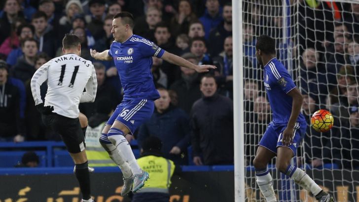 ג'ון טרי. גאה בחבריו