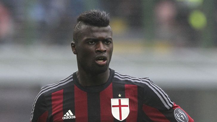 ניאנג. ייעדר כחודשיים