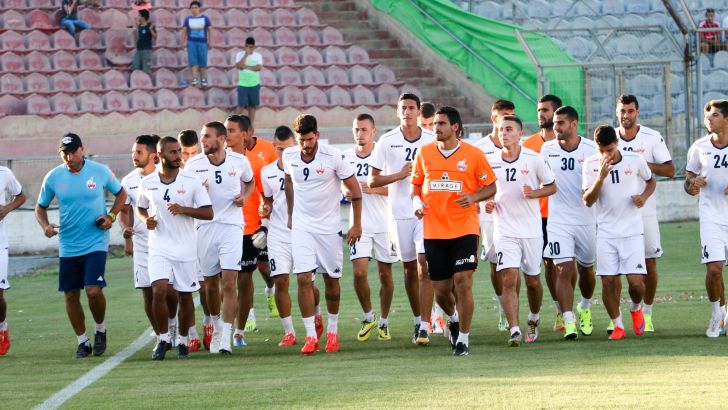 שחקני בש באימון. יקוו להגרלה טובה