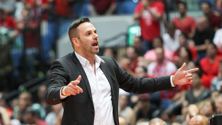 אורי אלון. יסתפק בליגה הישראלית