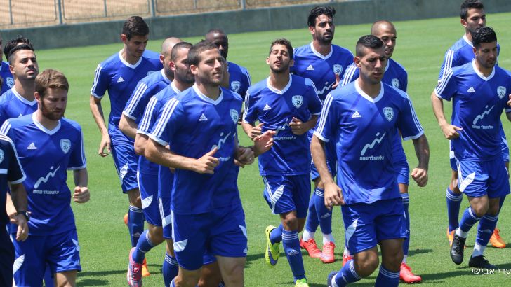 שחקני הנבחרת. רוצים לחזור מבוסניה עם ניצחון
