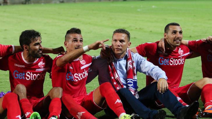 בכר מצטרף לחגיגה של שחקניו