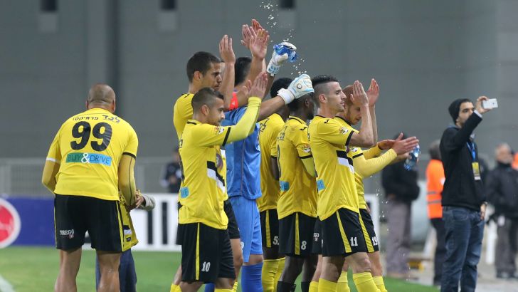 שחקני נתניה. הנוער יעלה במקומם?