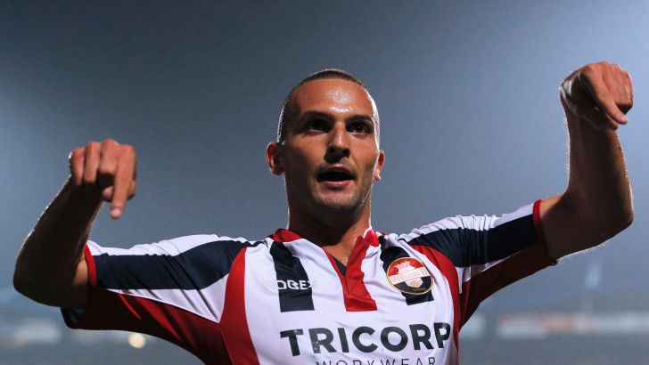 קיבל הצעה אישית מיענקל'ה שחר. בן שהר