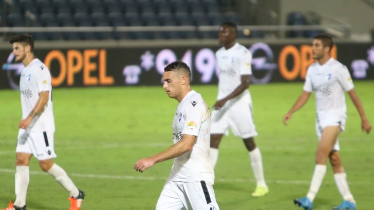 שחקני קש. פספוס