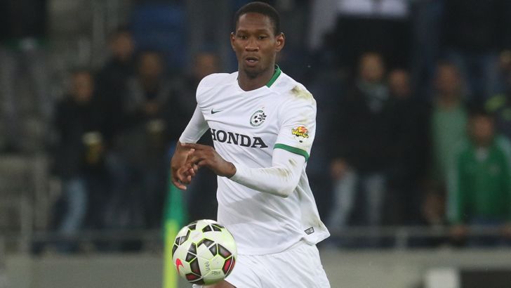 פלט. ביקש מחבר שייקנה לו כרטיס ונאלץ לשבת עם האוהדים