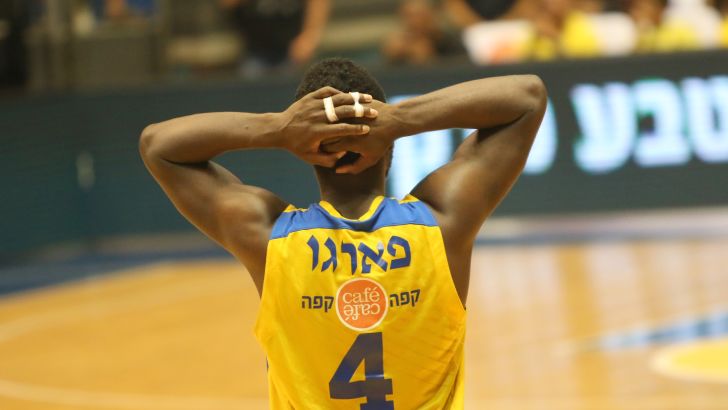 פארגו. לא הופיע לשני המשחקים הראשונים