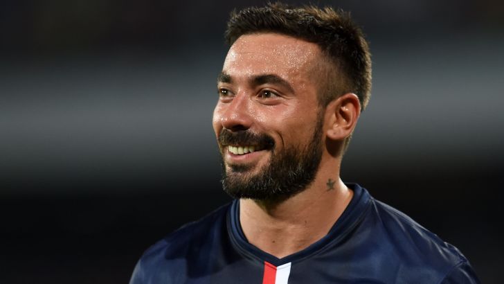 לאבצי. לא מרוצה בפאריס