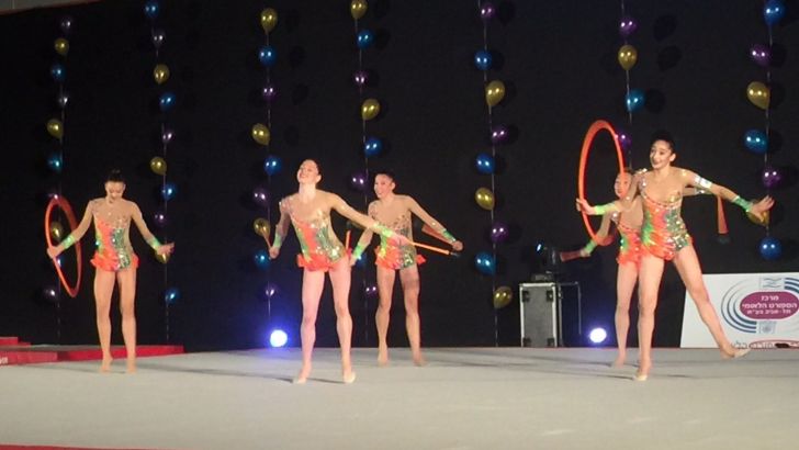 בנות ההתעמלות האומנותית. פרסים ותמריצים