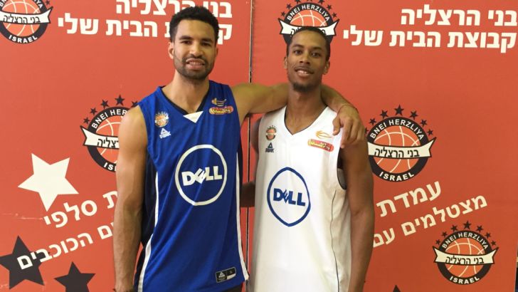 קרופורד ודניס. נילחם על הפארקט