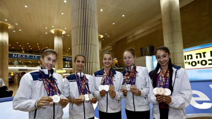 המתעמלות והמדליות