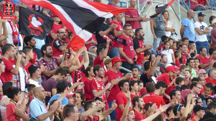 אוהדי קטמון חוגגים בטדי