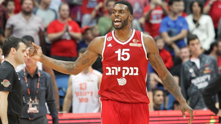 סמית'. פתח טוב את העונה