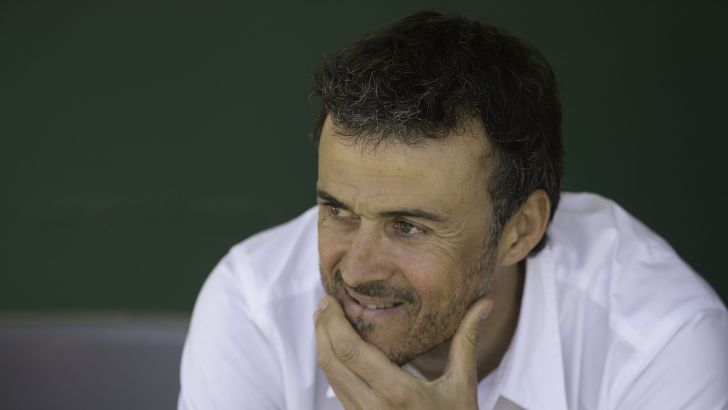 אנריקה. עסוק בקבוצה מעבר לראש