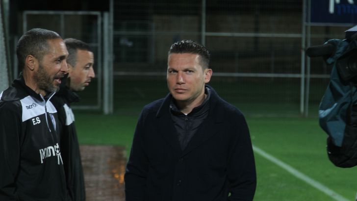 בכר עם שדו. לא יורד דרומה