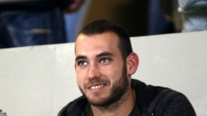 מרגוליס ביציע בבלומפילד