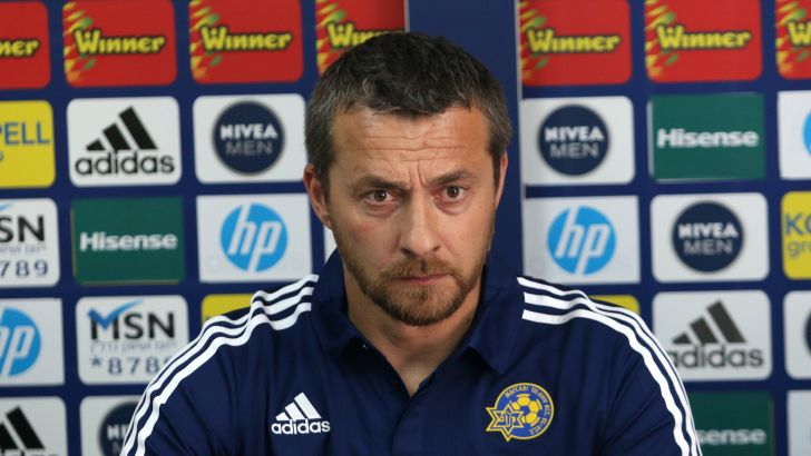 יוקאנוביץ'. עושה מסלט קיסר סלט ערבי בלי להוסיף תבלינים