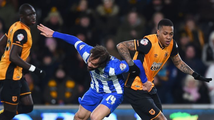 משחק צמפיונשיפ טיפוסי. הרבה פיסיות