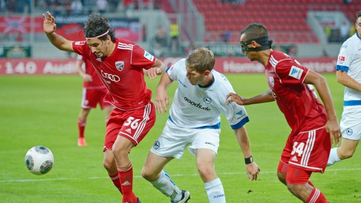 האמין במועדון