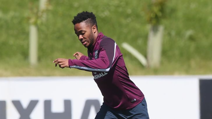 סטרלינג. על הדרך הציל את ק.פ.ר