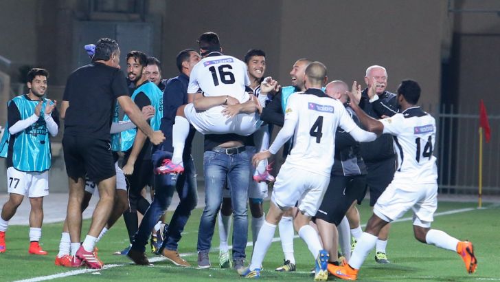 שחקני עכו מאושרים. ישלימו מסע הישרדות?